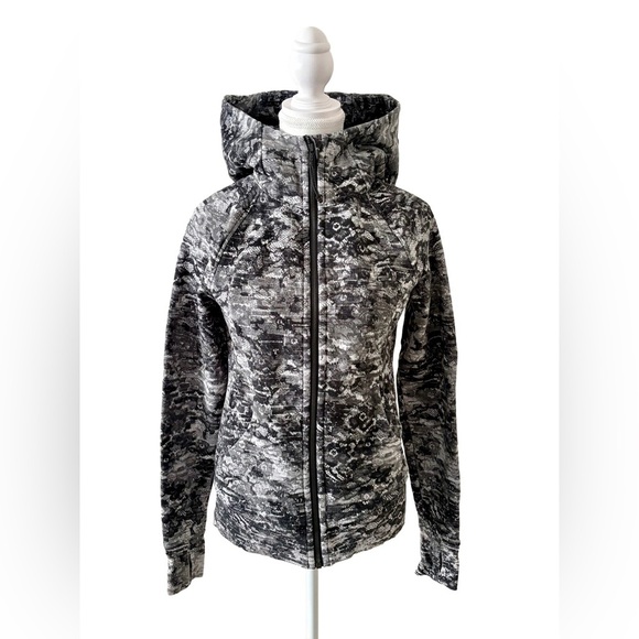 lululemon athletica Tops - Lululemon Scuba Hoodie Full Zip Size 6 Rare Black White Lace Snake Print